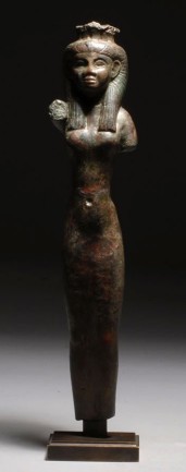 An elegant Isis from the 25th dynasty